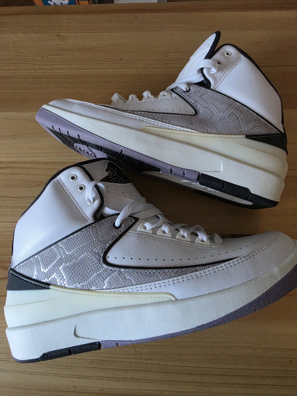Nike Men’s White and Silver High-Top Basketball Sneakers
